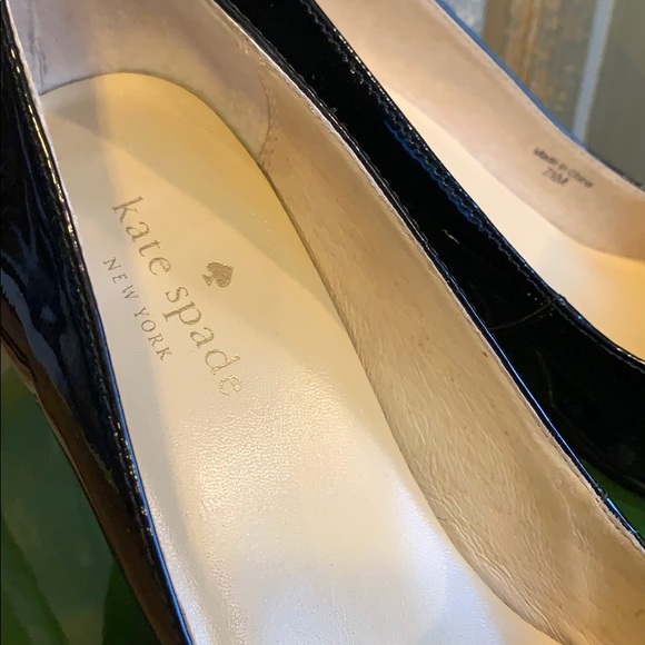 Kate Spade Patent Bow Chunky Heels🤩 - Picture 7 of 11